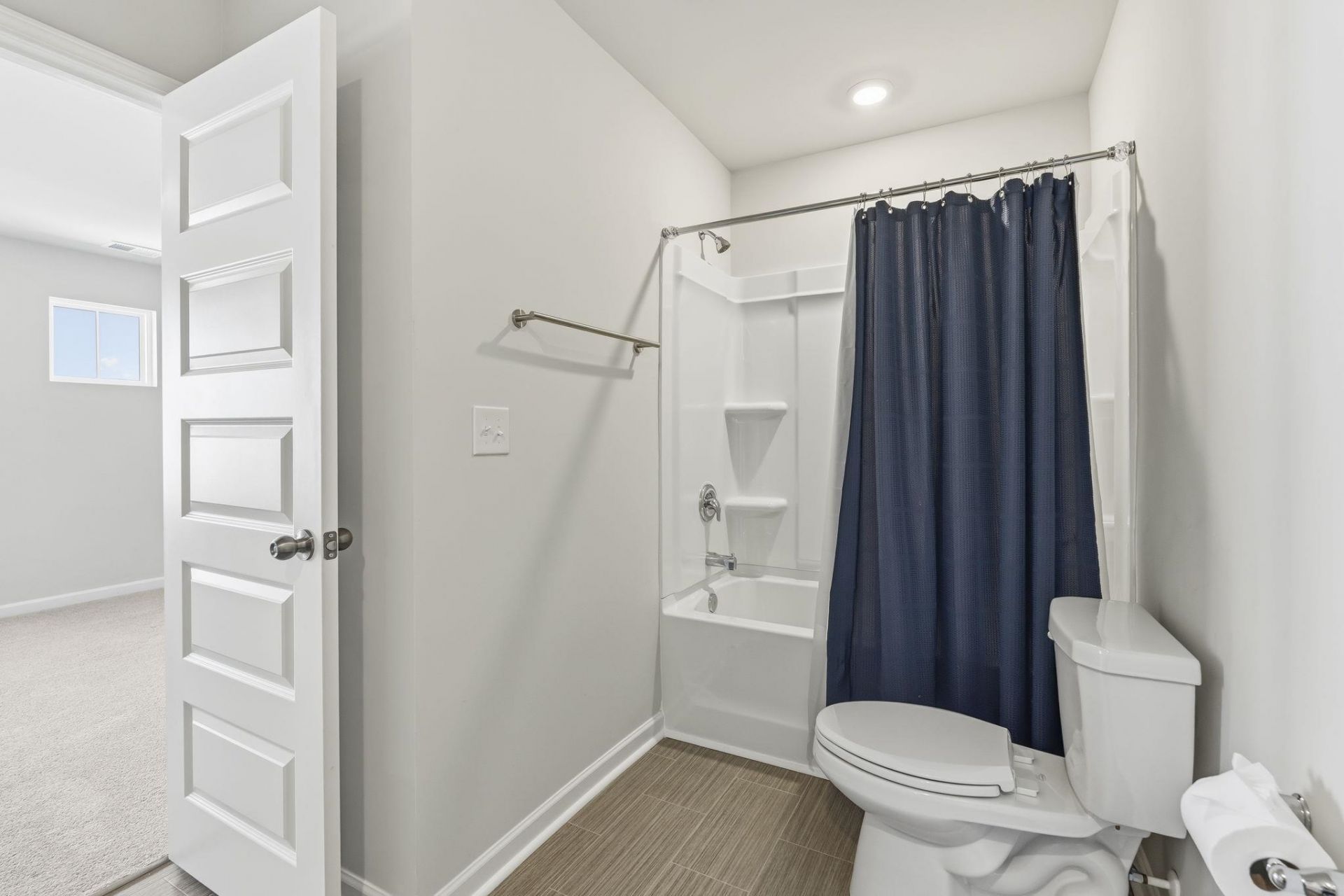 8032 Forest Edge Dr. Photo 27