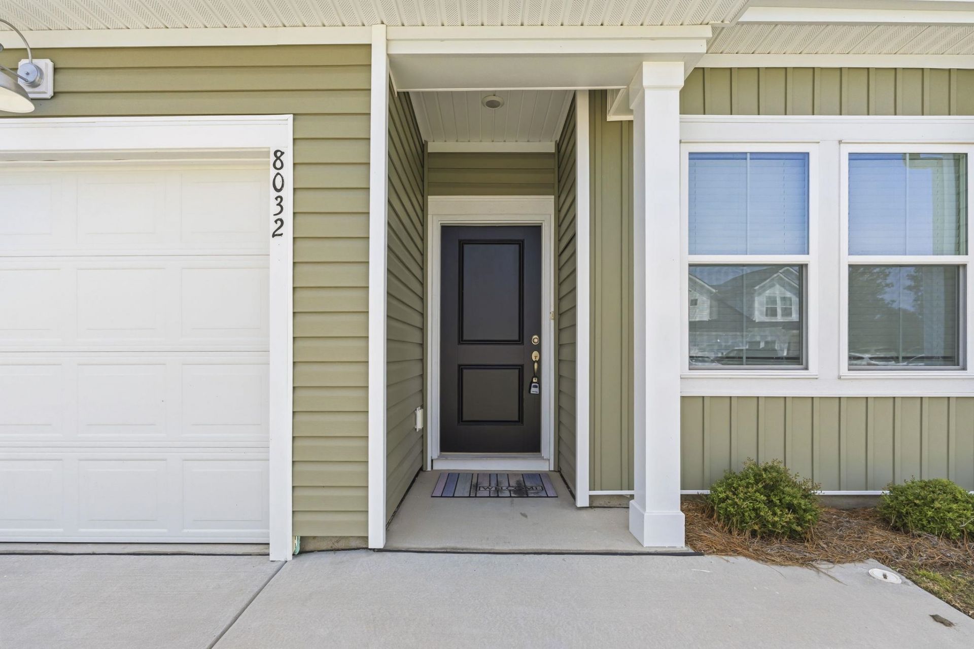 8032 Forest Edge Dr. Photo 3
