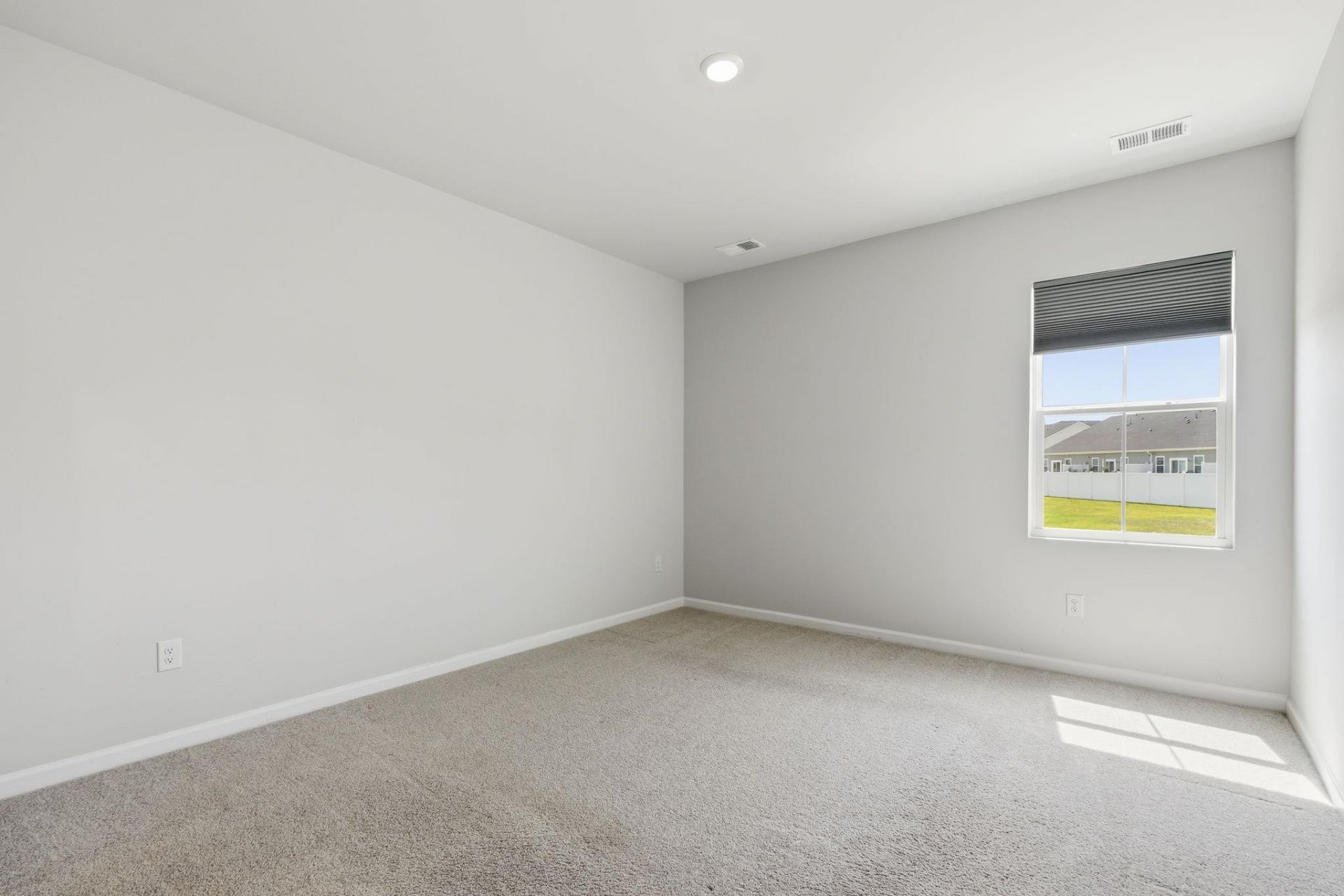 8032 Forest Edge Dr. Photo 38