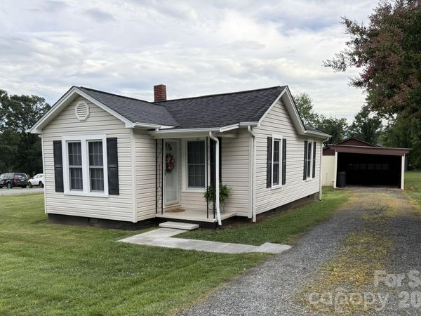 108 Fletcher Street , Morganton, NC 28655