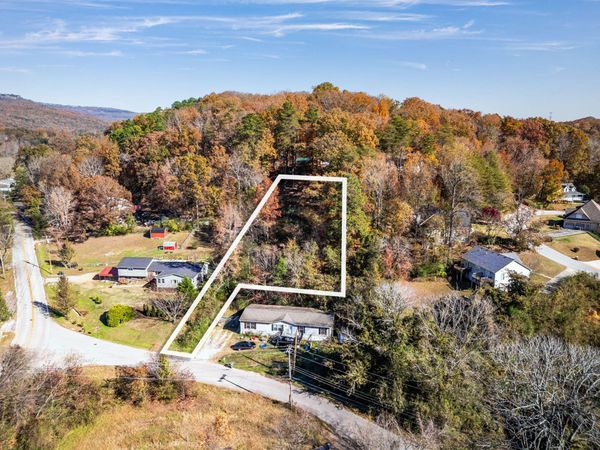 5436 Mccahill Road, Chattanooga, TN 37415