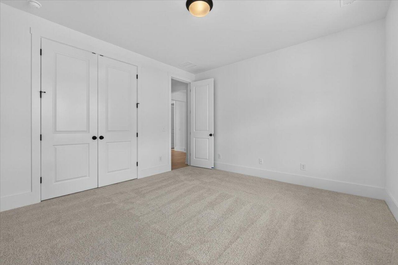 1026 House Finch Avenue Photo 17