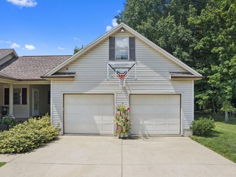 155 Station Drive, Georgetown, OH 45121 Photo 5