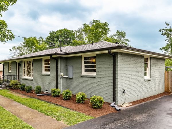 1934 Valley Park Dr , Nashville, TN 37216