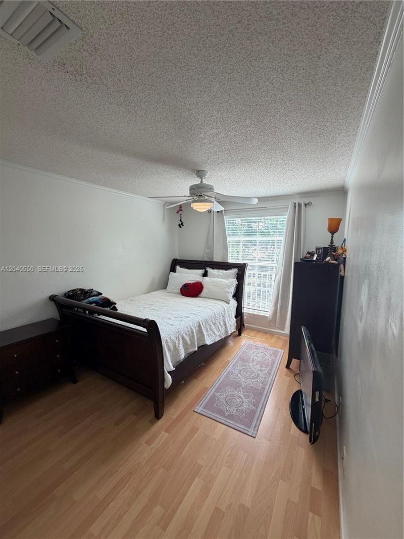 1335 Seagrape Cir , Weston, FL 33326 Photo