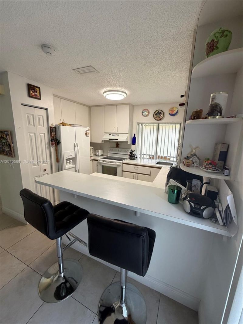 1335 Seagrape Cir , Weston, FL 33326 Photo