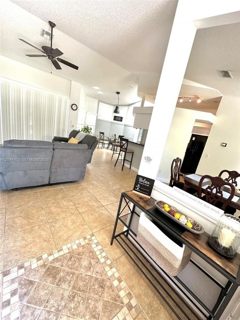 27015 Golden Meadow Drive, Wesley Chapel, FL 33544 Photo