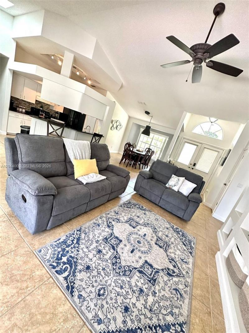 27015 Golden Meadow Drive, Wesley Chapel, FL 33544 Photo