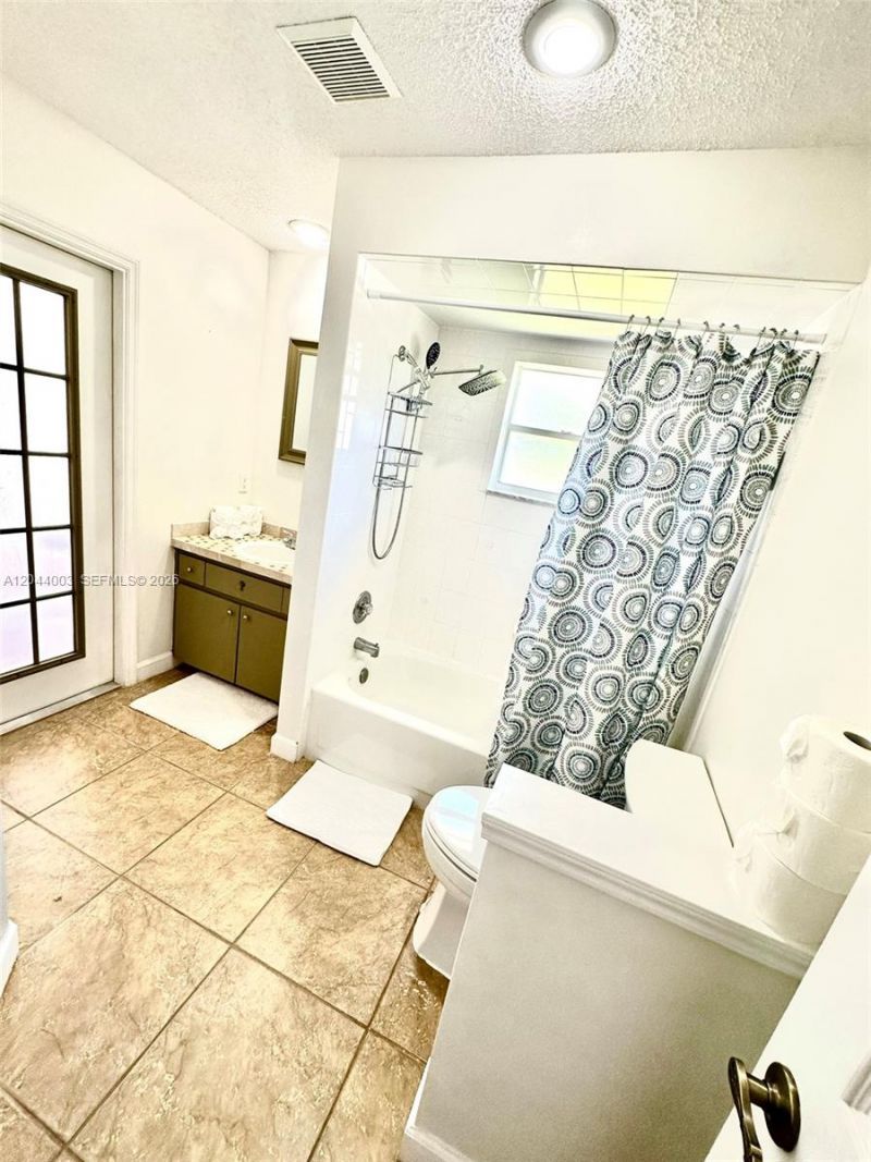 27015 Golden Meadow Drive, Wesley Chapel, FL 33544 Photo
