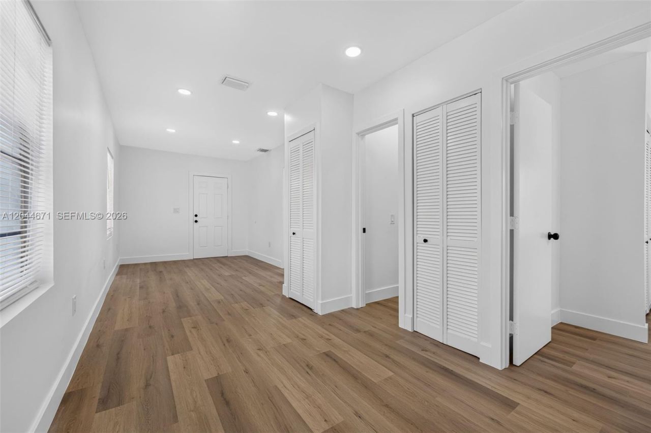 1900 SW 6th St SW 6th St , Unit 6, Miami, FL 33135 Photo