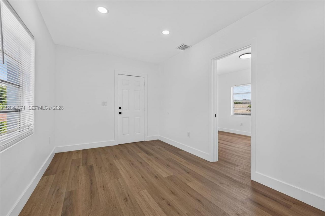 1900 SW 6th St SW 6th St , Unit 6, Miami, FL 33135 Photo