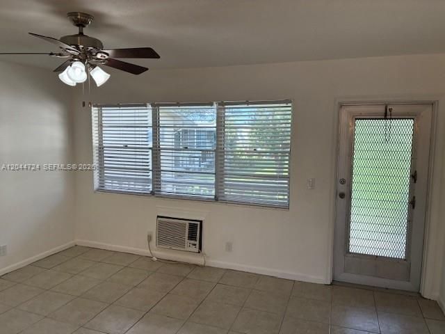 306 Norwich M , Unit 306, West Palm Beach, FL 33417 Photo