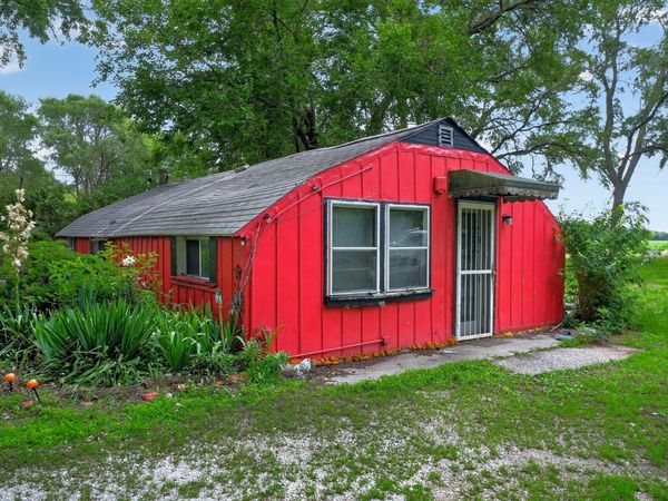 8444 W State Route 17 Route W, Kankakee, IL 60901