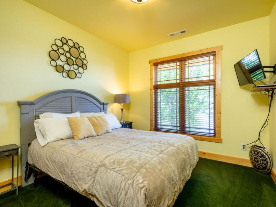 Property Image 102