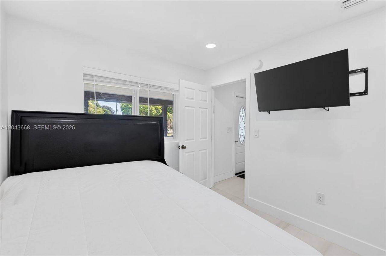 1912 N 42nd Ave, Hollywood, FL 33021 Photo