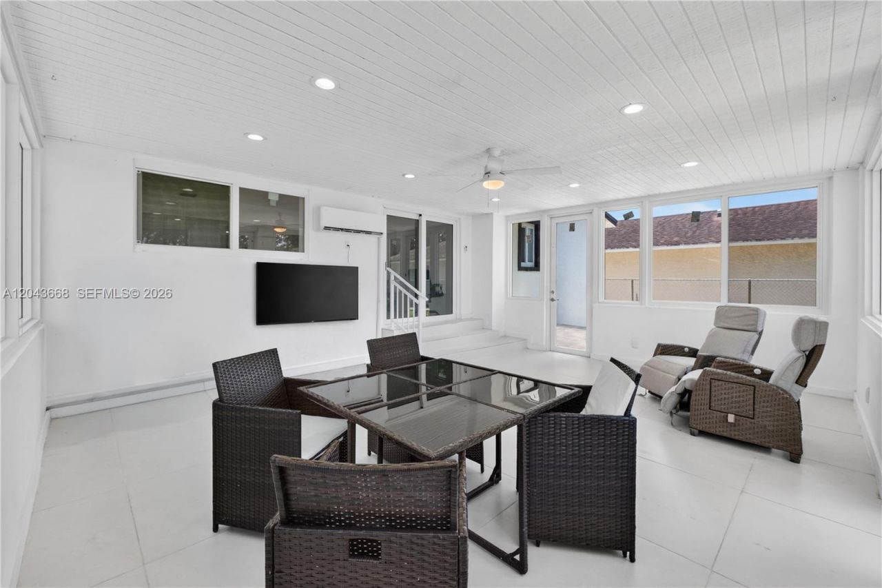 1912 N 42nd Ave, Hollywood, FL 33021 Photo