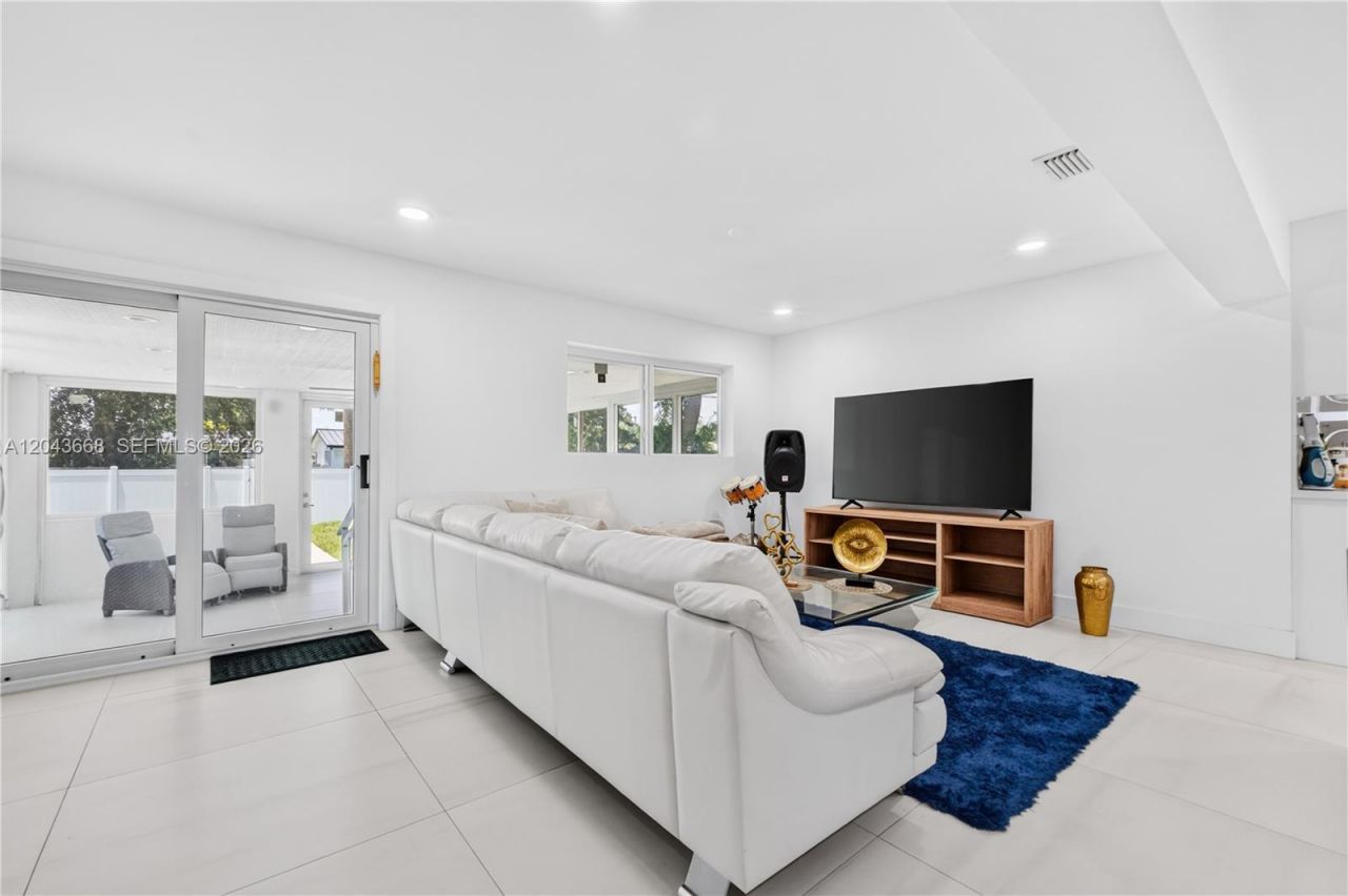 1912 N 42nd Ave, Hollywood, FL 33021 Photo