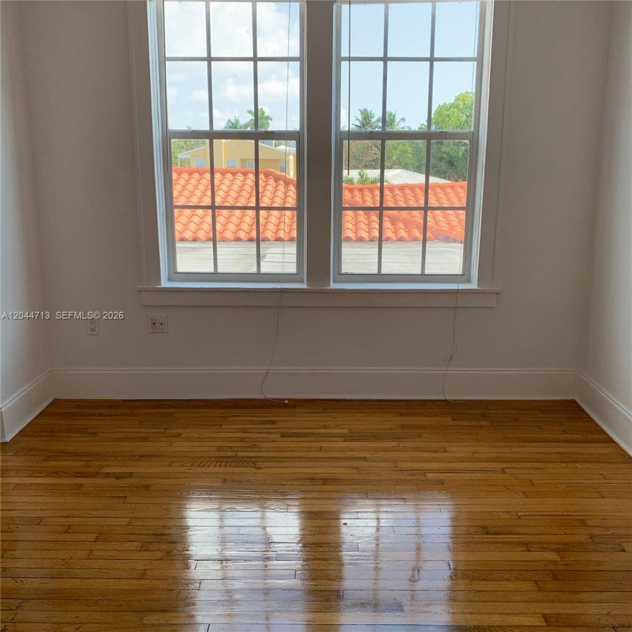 4349 Sheridan Ave , Unit 8, Miami Beach, FL 33140 Photo