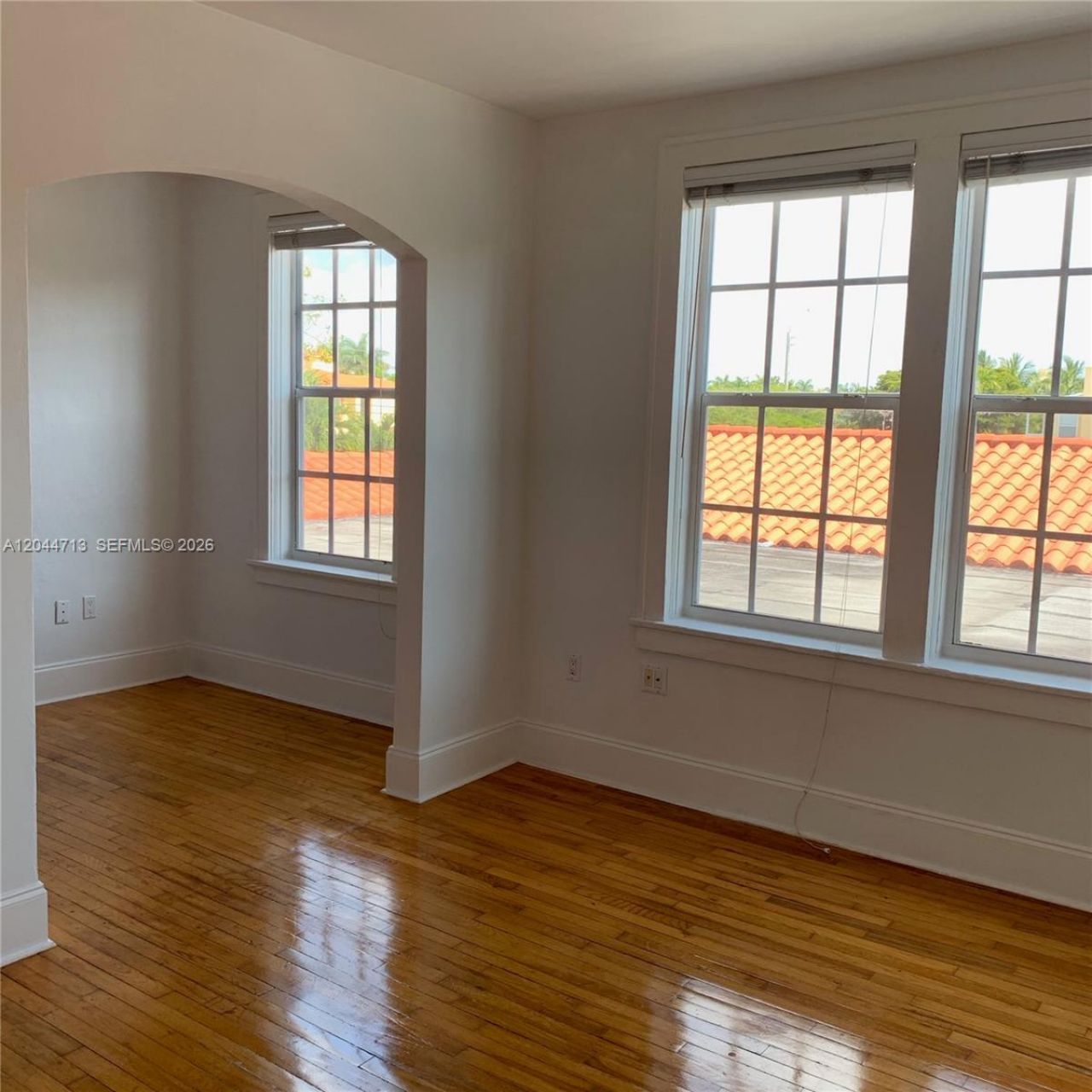 4349 Sheridan Ave , Unit 8, Miami Beach, FL 33140 Photo
