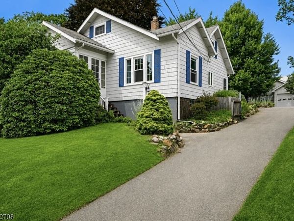 5 Pearl St, Summit, NJ 07901