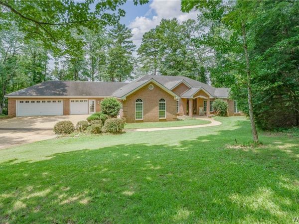 15784 Edwardian Drive, Northport, AL 35475