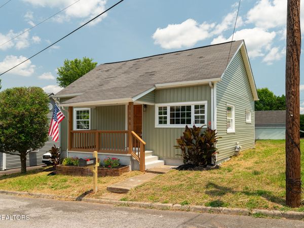 1105 Freedman St, Loudon, TN 37774