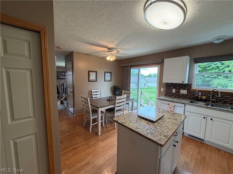 2281 Brittany Boulevard, Brunswick, OH 44212 Photo 9