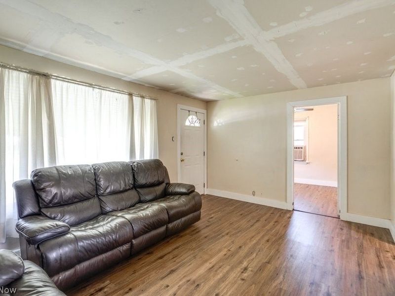 1064 Orchard Avenue, Aurora, OH 44202 Photo 10