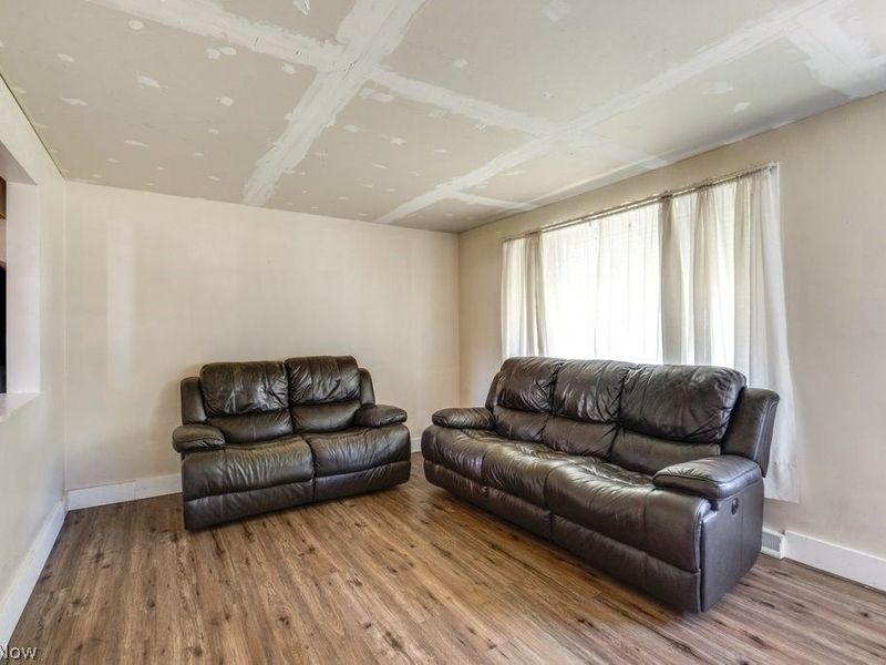 1064 Orchard Avenue, Aurora, OH 44202 Photo 7