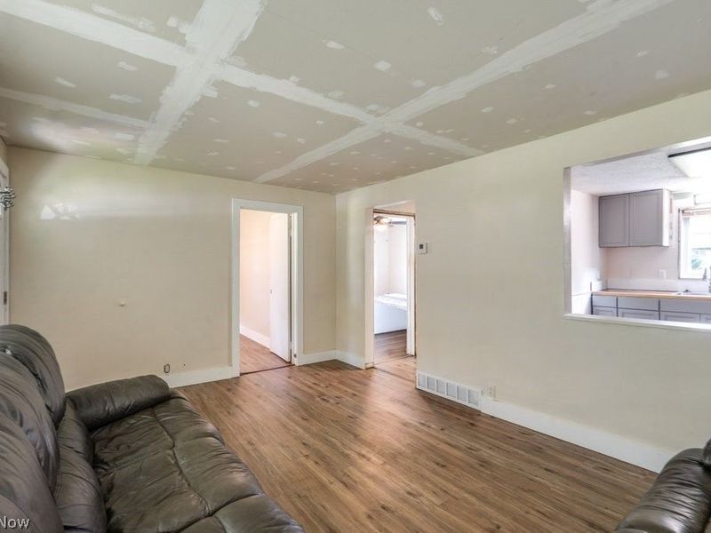 1064 Orchard Avenue, Aurora, OH 44202 Photo 9