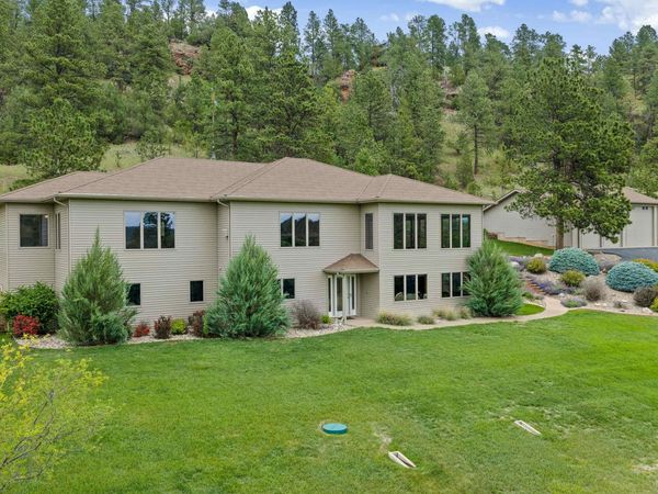 13866 BATTLE CREEK RD, Hermosa, SD 57744