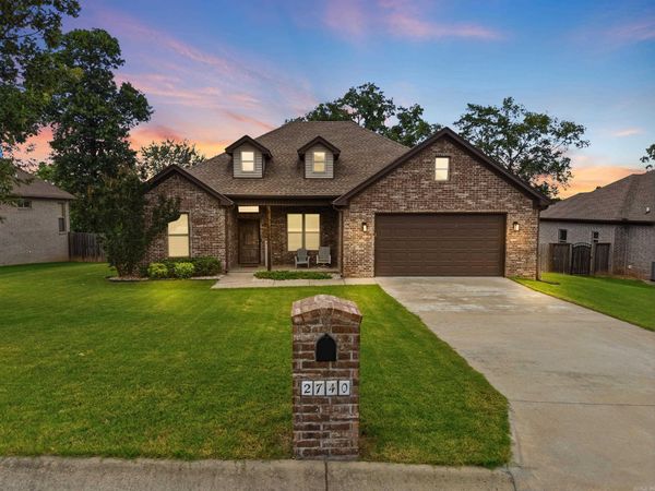 2740 Chert Cv, Sherwood, AR 72120