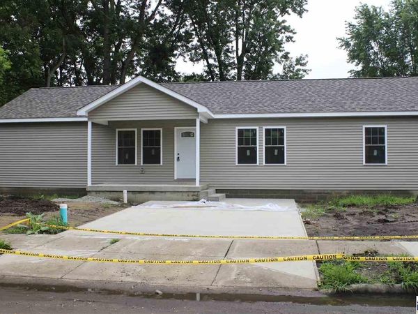 2217 5th Avenue, Terre Haute, IN 47804