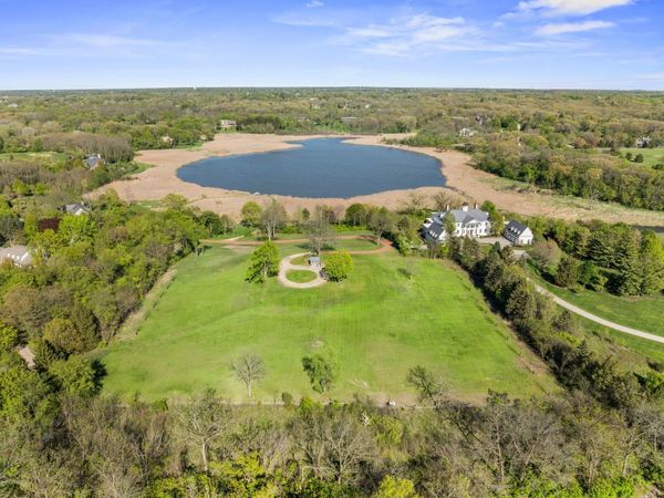 241 Otis Road , Barrington Hills, IL 60010