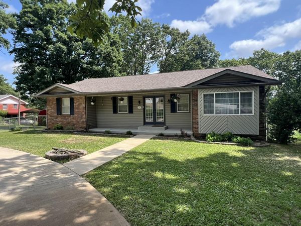 1907 Stein Avenue , West Plains, MO 65775