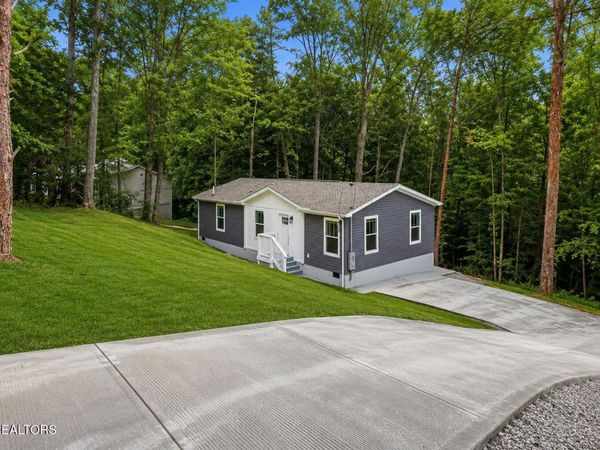 6504 Milroy Lane, Knoxville, TN 37918
