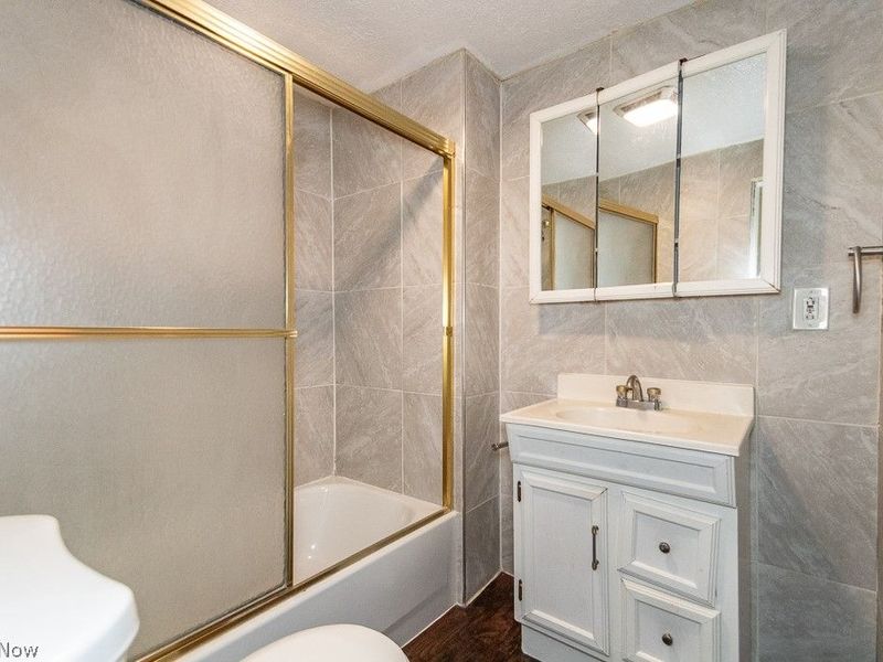 3295 W 46th Street, Cleveland, OH 44102 Photo 12