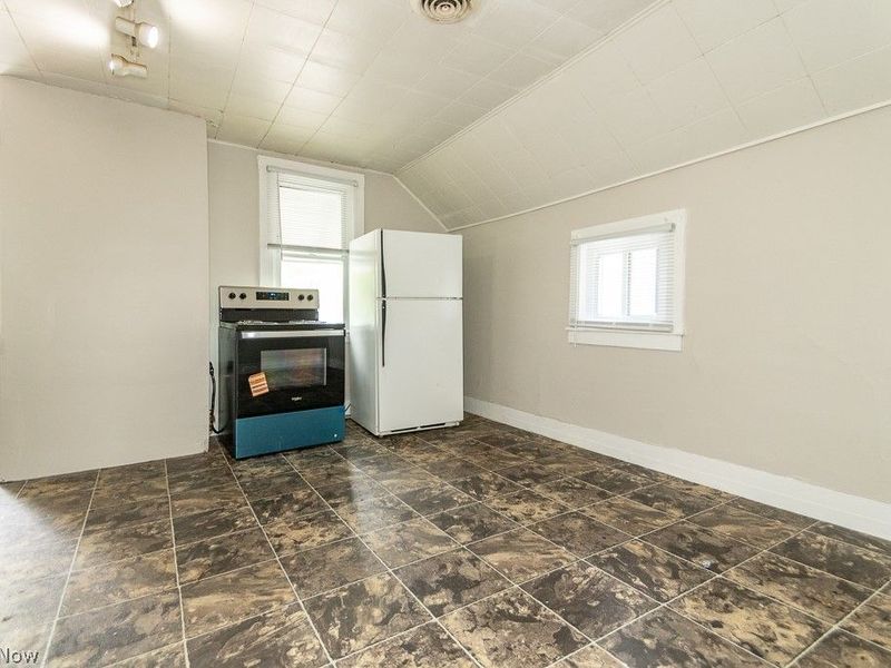 3295 W 46th Street, Cleveland, OH 44102 Photo 21