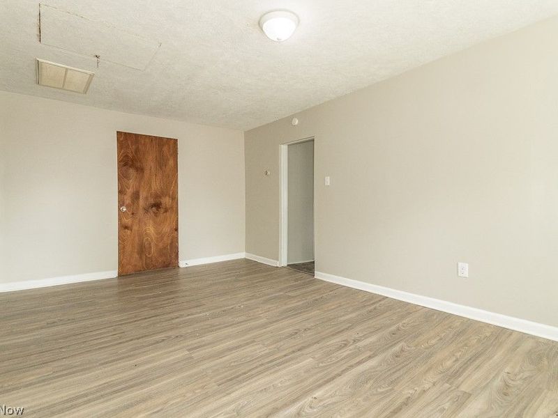 3295 W 46th Street, Cleveland, OH 44102 Photo 27