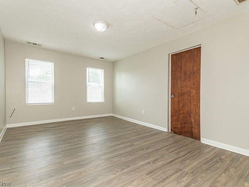3295 W 46th Street, Cleveland, OH 44102 Photo 28