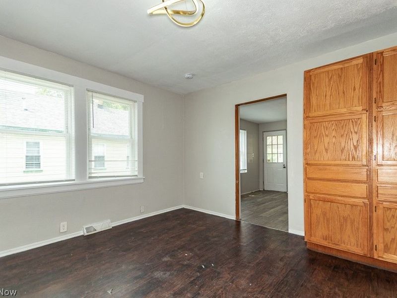 3295 W 46th Street, Cleveland, OH 44102 Photo 6