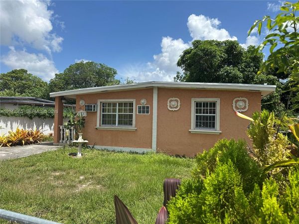 North Miami, FL 33168