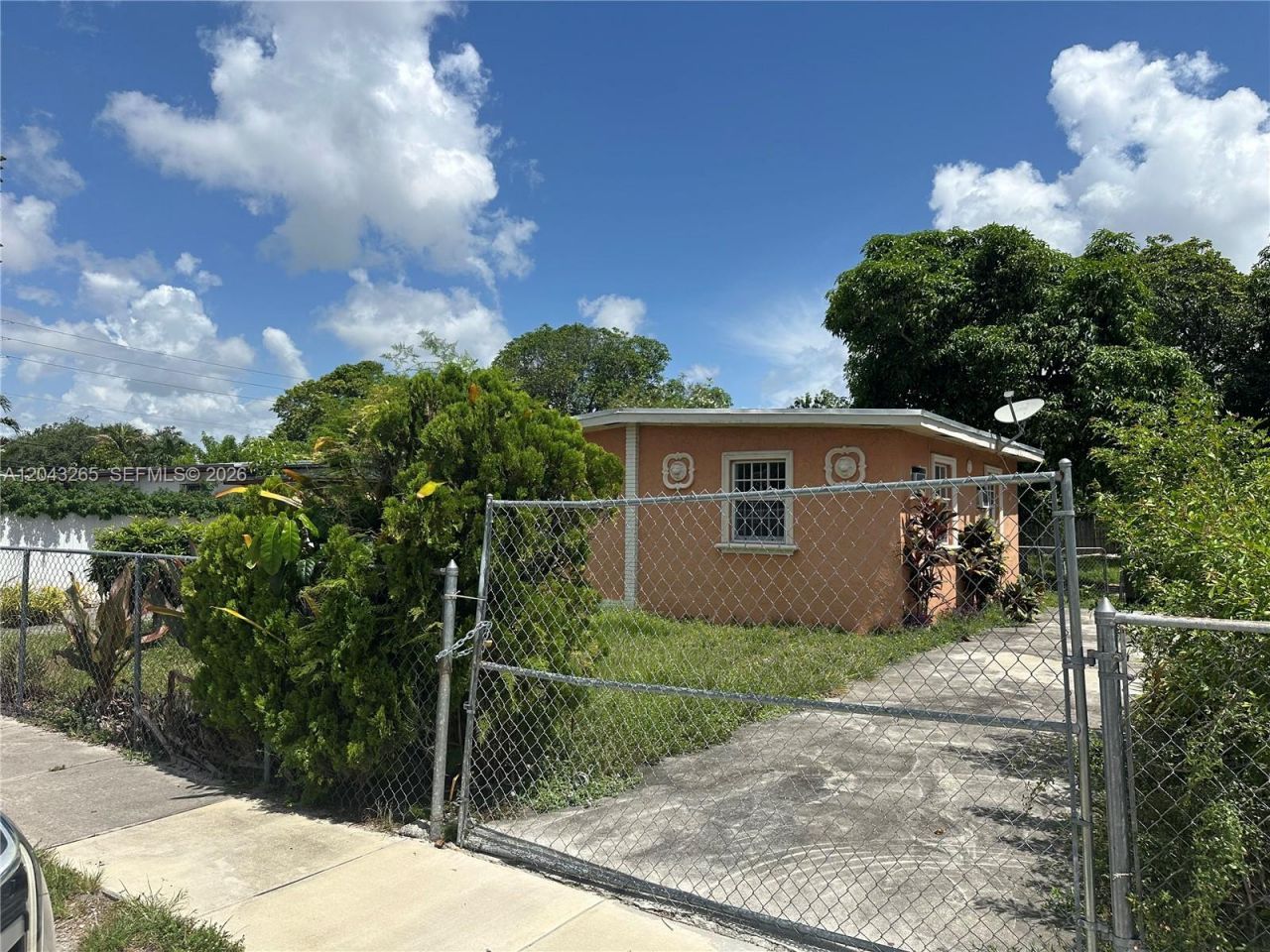 Please Call For Address, North Miami, FL 33168 Photo