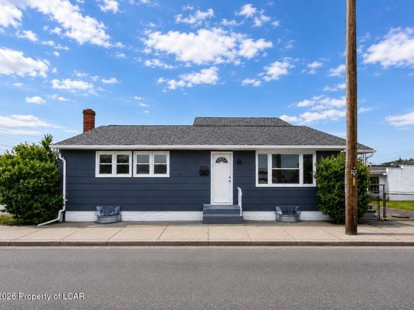 498 S Cedar Street, Hazleton, PA 18201