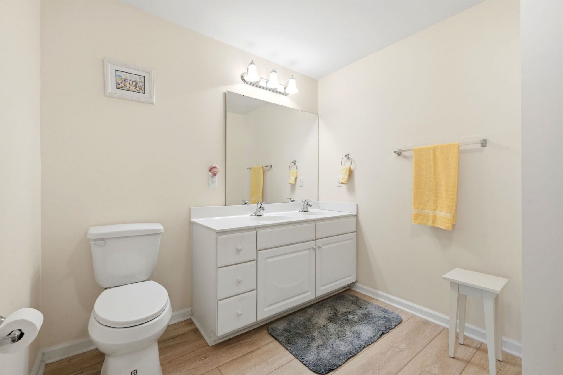 4366 Rivergate Ln. Photo 14
