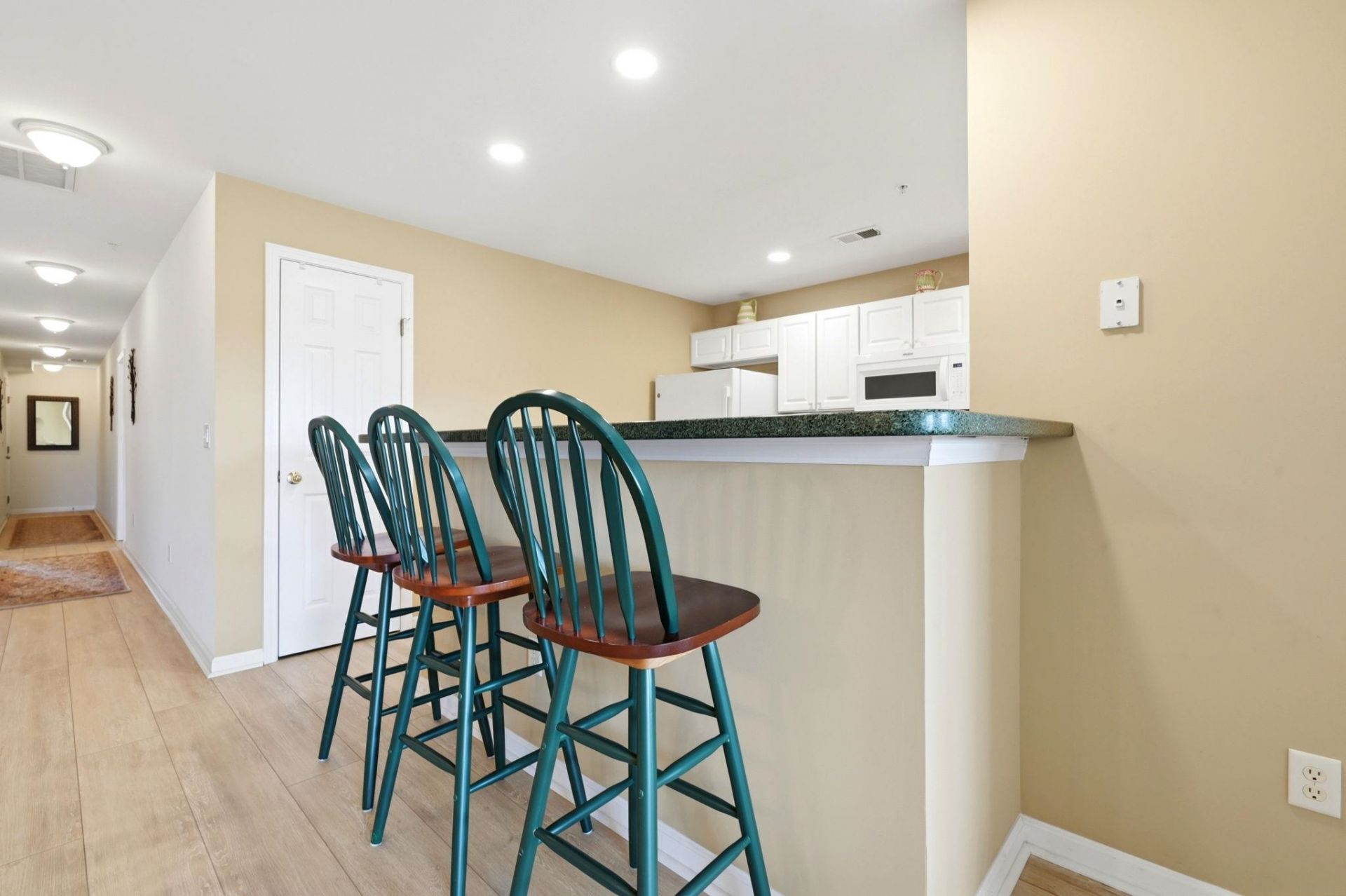 4366 Rivergate Ln. Photo 5