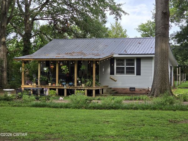 110 Shady Lane , Saltillo, TN 38370