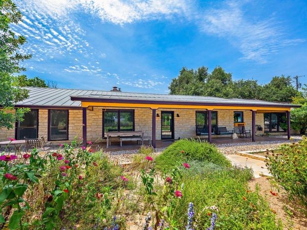 501 Liberty DR, Liberty Hill, TX 78642