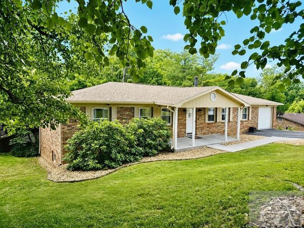297 Hillcrest Drive, Princeton, WV 24740
