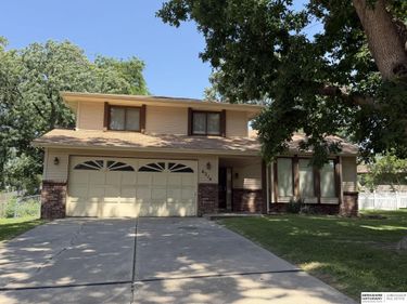 6214 S 150 Street, Omaha, NE 68137